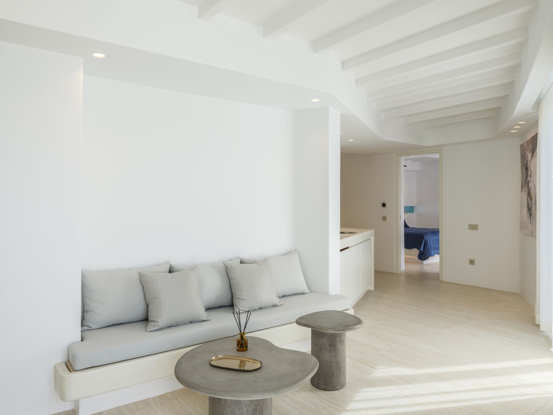 Suite 3 seating area